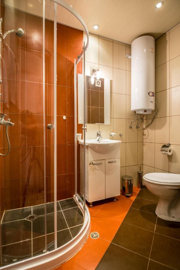 Cozy One-Bedroom Apartment In Night Breeze Бургас Экстерьер фото