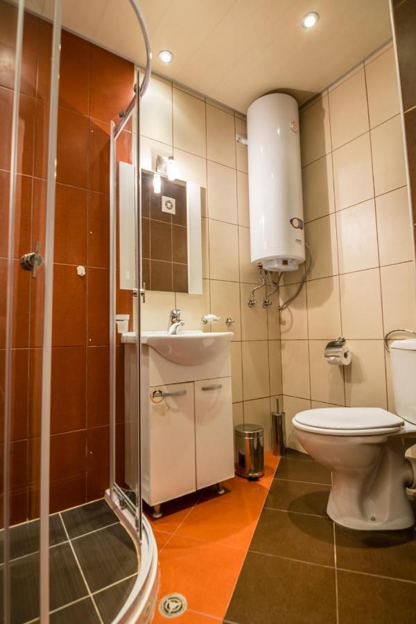 Cozy One-Bedroom Apartment In Night Breeze Бургас Экстерьер фото